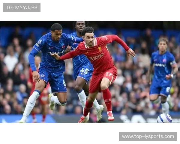 利物浦击败切尔西夺英超榜首，萨拉赫破门点名，利物浦对战切尔西