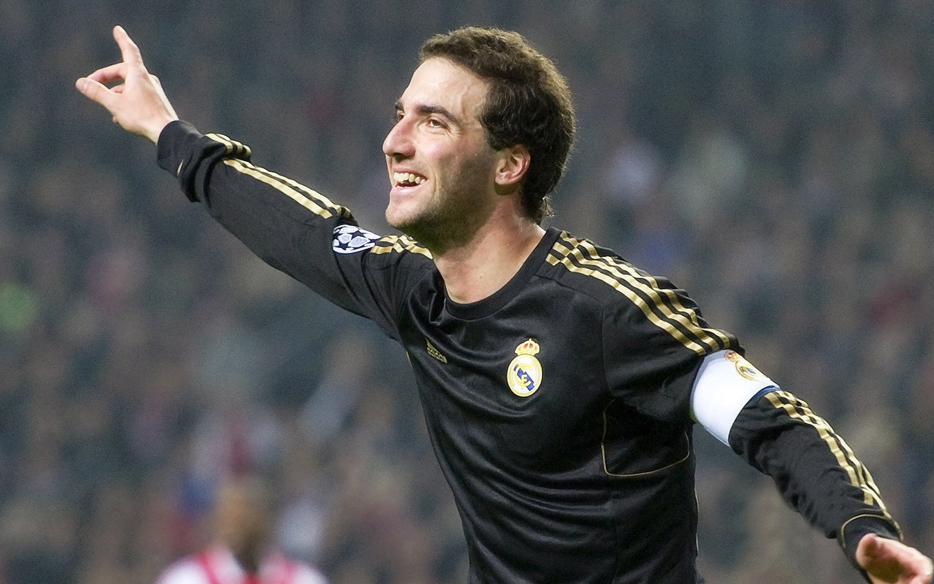 乐鱼官网入口-五大联赛点球判罚是否具有争议性趋势，大赛点球胜率